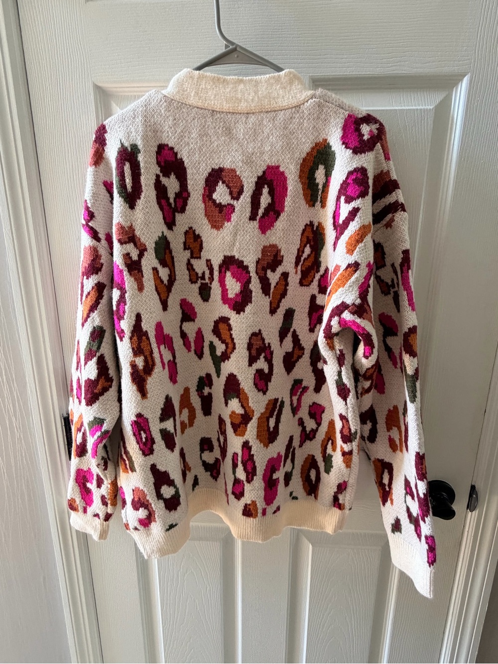 entro Cream Cardigan with Pink, Orange & Green Leopard Print - Super soft!!!! - Picture 3 of 3